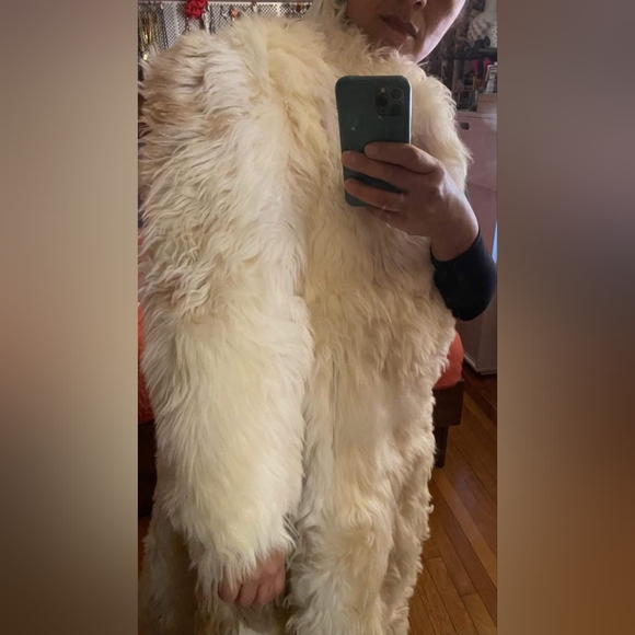 Vintage Mongolian Curly Lamb Fur Coat. - Picture 3 of 9